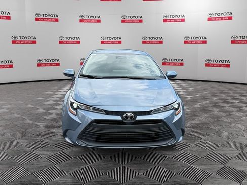 Used 2024 Toyota Corolla LE FWD image 2