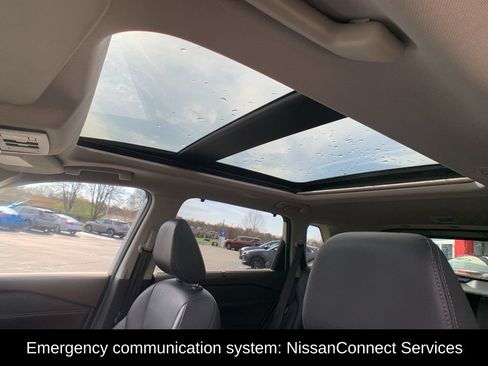 Certified 2021 Nissan Rogue SL w/ Premium Package AWD/4WD image 27