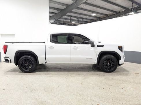 Used 2023 GMC Sierra 1500 Elevation w/ Preferred Package image 2