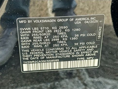 New 2025 Volkswagen Atlas SE image 32