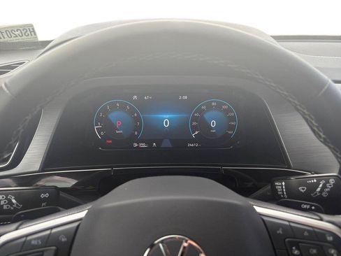 Used 2025 Volkswagen Atlas Cross Sport SE AWD/4WD image 16