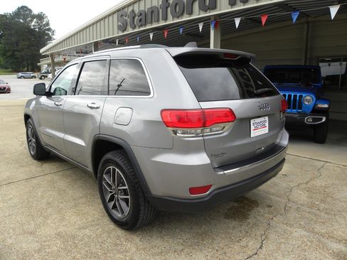 Used 2019 Jeep Grand Cherokee Limited RWD image 15