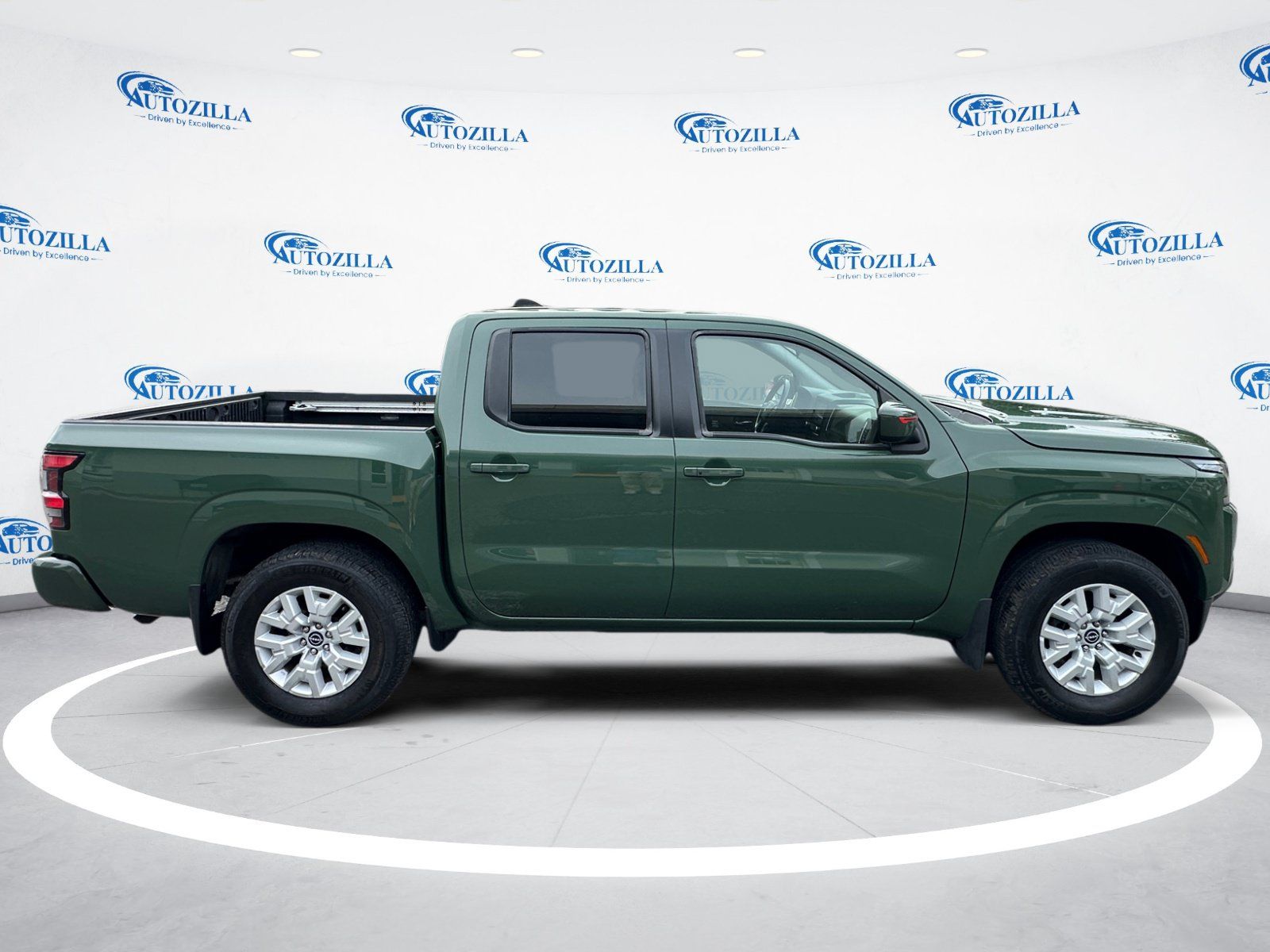Used 2022 Nissan Frontier SV RWD image 6