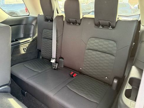 Certified 2024 Nissan Pathfinder SV image 16