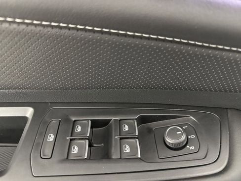New 2026 Volkswagen Atlas Cross Sport SEL AWD/4WD image 17