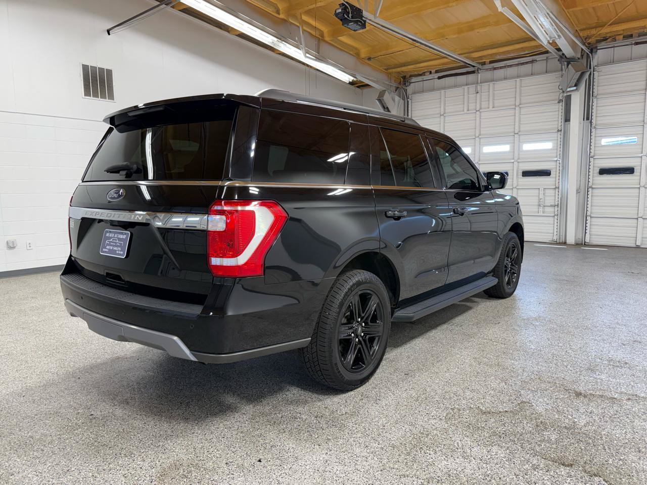 Used 2021 Ford Expedition XLT RWD image 6