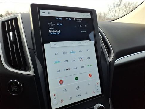 Certified 2022 Ford Edge SEL w/ Convenience Package image 18