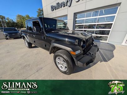 Used 2020 Jeep Gladiator Sport w/ Quick Order Package 24S