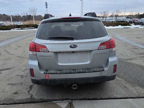 Used 2014 Subaru Outback 2.5i Premium w/ Moonroof Package image 12