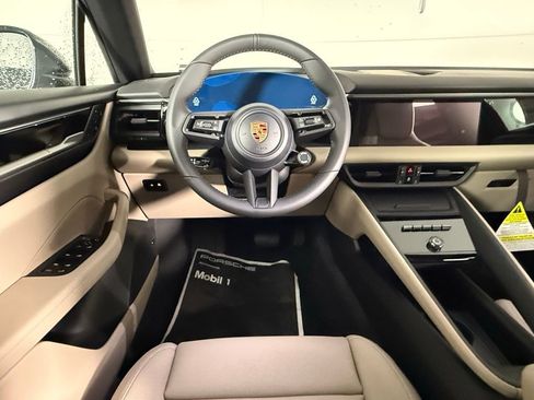 New 2025 Porsche Macan Electric image 22