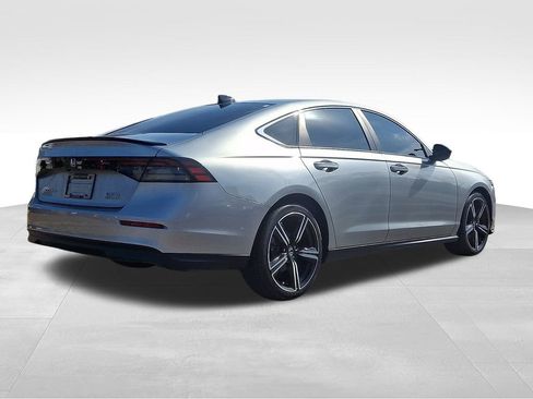 Used 2024 Honda Accord Sport image 6