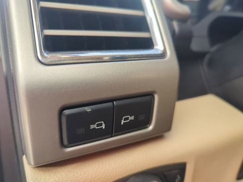 Used 2017 Ford F250 Lariat image 31