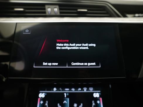 Certified 2024 Audi Q8 e-tron Prestige w/ Prestige Package AWD/4WD image 6