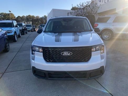 New 2025 Ford Maverick XLT w/ XLT Luxury Package image 7