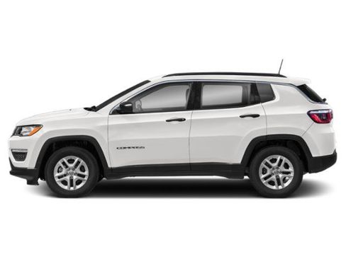 Used 2021 Jeep Compass Latitude image 3