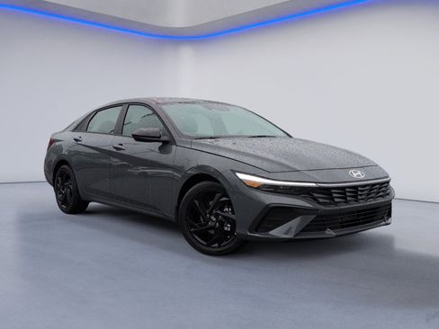 New 2026 Hyundai Elantra Sport FWD image 2