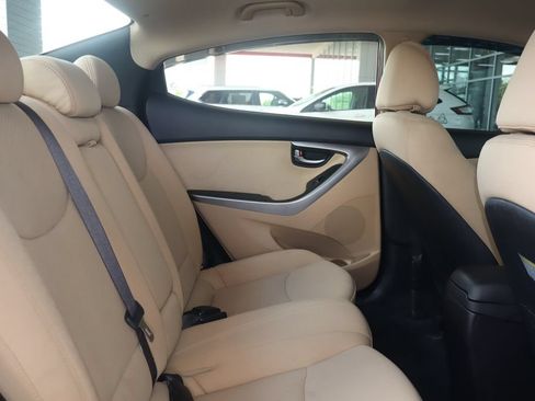 Used 2013 Hyundai Elantra GLS w/ Preferred Pkg FWD image 32