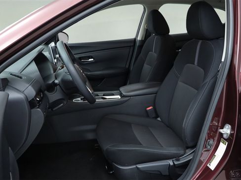 Used 2023 Nissan Sentra SV image 31