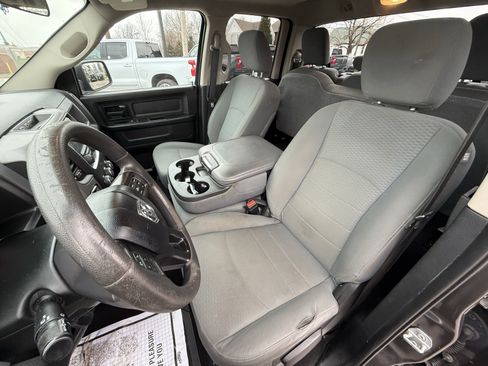 Used 2018 RAM 1500 Express w/ Express Value Package image 15