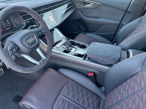 New 2025 Audi RS Q8 performance image 7