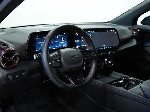Used 2025 Chevrolet Blazer EV RS AWD/4WD image 38