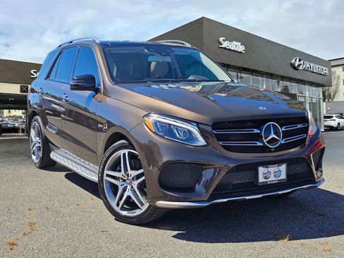 Used 2017 Mercedes-Benz GLE 43 AMG 4MATIC image 1