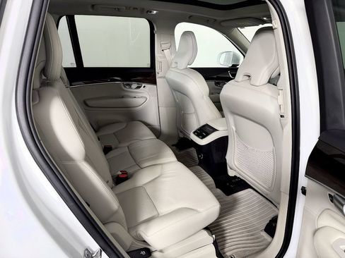 Used 2019 Volvo XC90 T5 Momentum AWD/4WD image 50