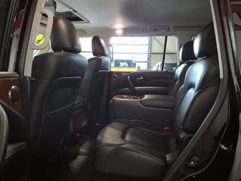 Used 2019 INFINITI QX80 Luxe image 17