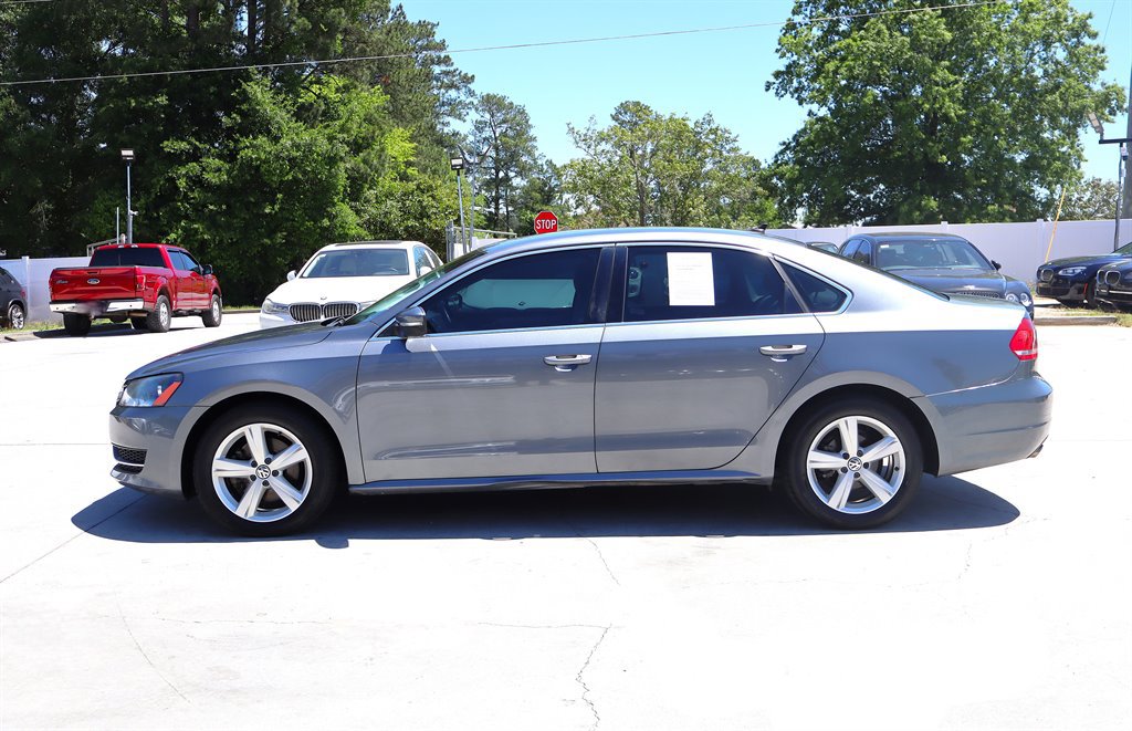 Used 2013 Volkswagen Passat TDI SE FWD image 4