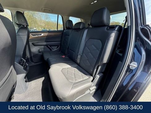 Used 2025 Volkswagen Atlas SE AWD/4WD image 10