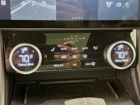 Used 2024 Jaguar F-PACE R-Dynamic S image 24