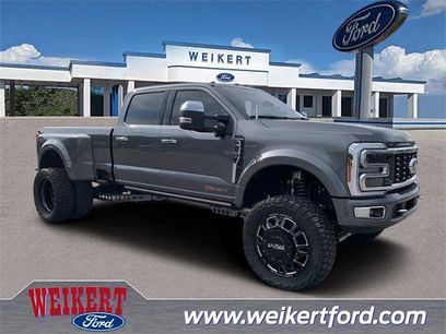 New 2024 Ford F450 Platinum w/ FX4 Off-Road Package