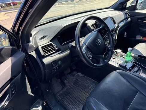 Used 2022 Honda Pilot Black Edition image 15