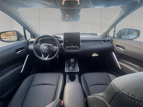 New 2026 Toyota Corolla Cross XLE w/ Convenience Package image 12
