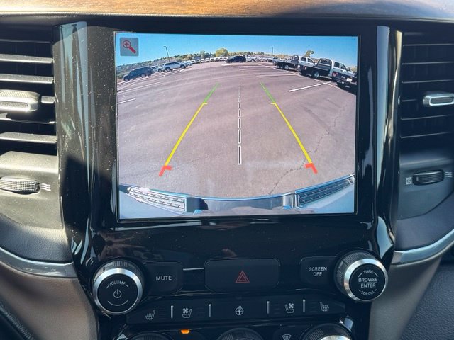 Used 2022 RAM 1500 Laramie AWD/4WD image 36