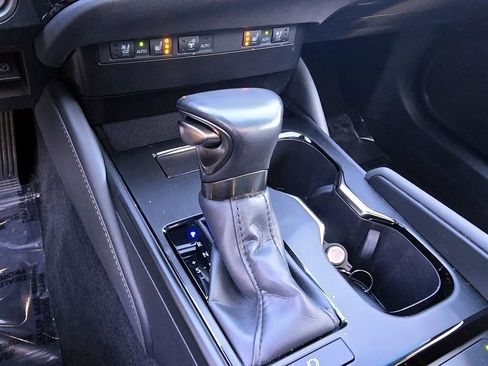 Used 2023 Lexus ES 350 w/ Premium Package image 17