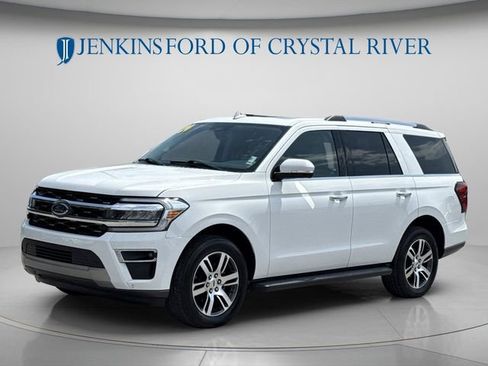 Certified 2024 Ford Expedition Limited RWD image 11