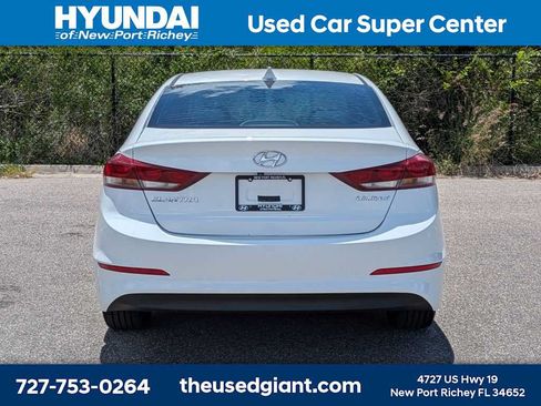 Used 2018 Hyundai Elantra Limited FWD image 4