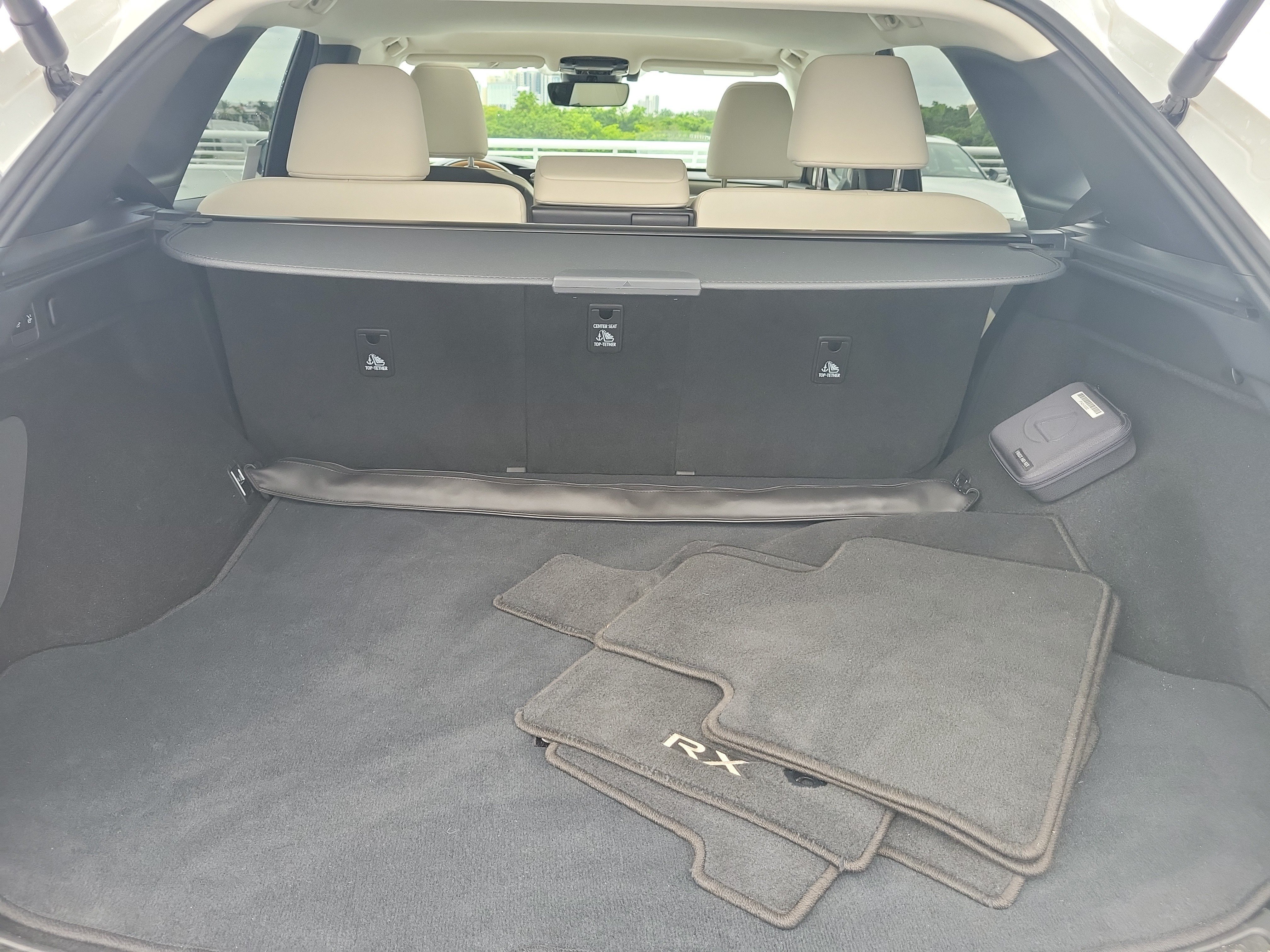 Certified 2024 Lexus RX 350 Premium w/ Accessory Package (K3) FWD image 9