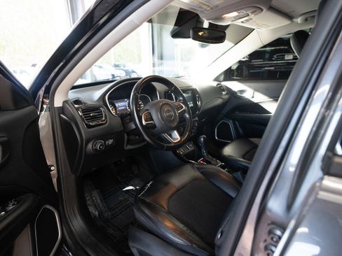 Used 2020 Jeep Compass Latitude image 8