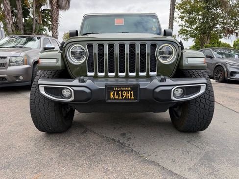 Used 2021 Jeep Wrangler Unlimited Sahara AWD/4WD image 4
