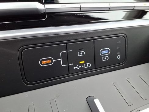 New 2026 Hyundai Santa Fe SEL FWD image 10