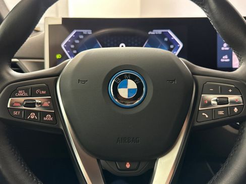 Certified 2023 BMW i4 eDrive35 image 17