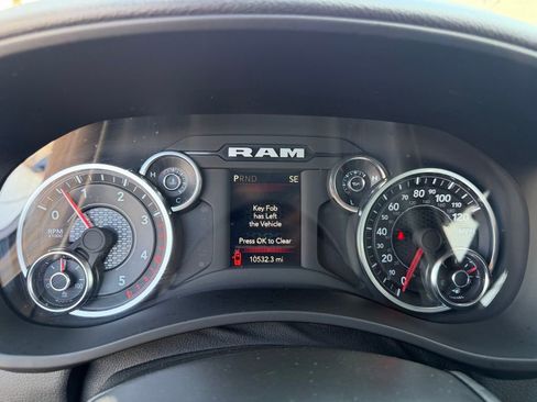 Used 2024 RAM 2500 Big Horn w/ Sport Appearance Package AWD/4WD image 26