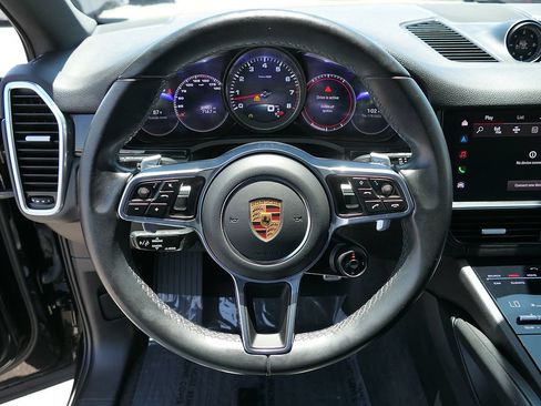 Used 2023 Porsche Cayenne S AWD/4WD image 17