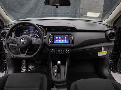 New 2025 Nissan Kicks Play S image 21