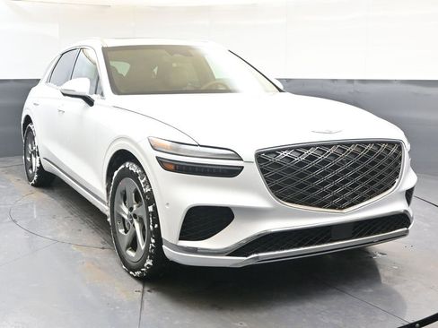 New 2026 Genesis GV70 2.5T Advanced image 8