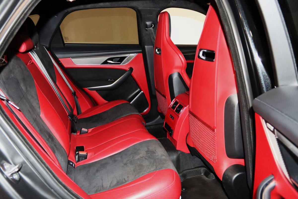 Used 2022 Jaguar F-PACE SVR AWD/4WD image 63