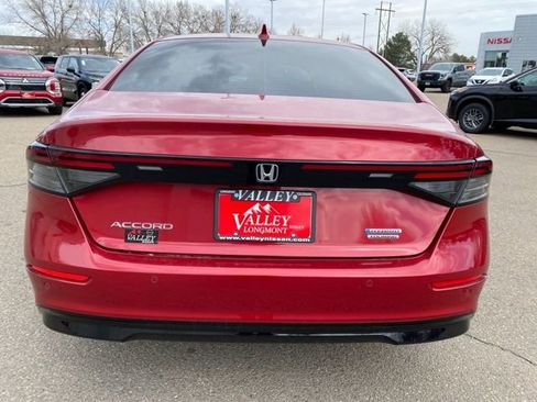 Used 2024 Honda Accord Touring image 4