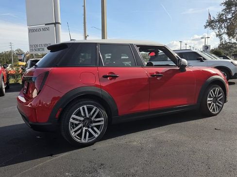 New 2026 MINI Cooper 4-Door Hardtop FWD image 7